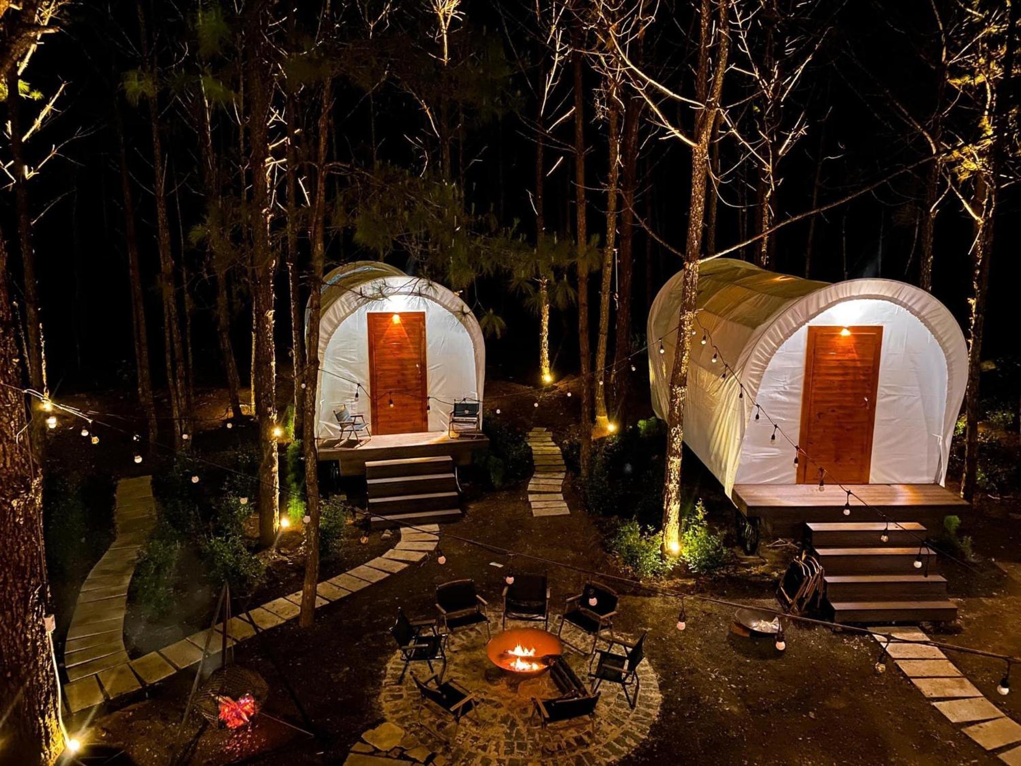 De Vivre Homestay Mang Den Kon Von Kla Esterno foto