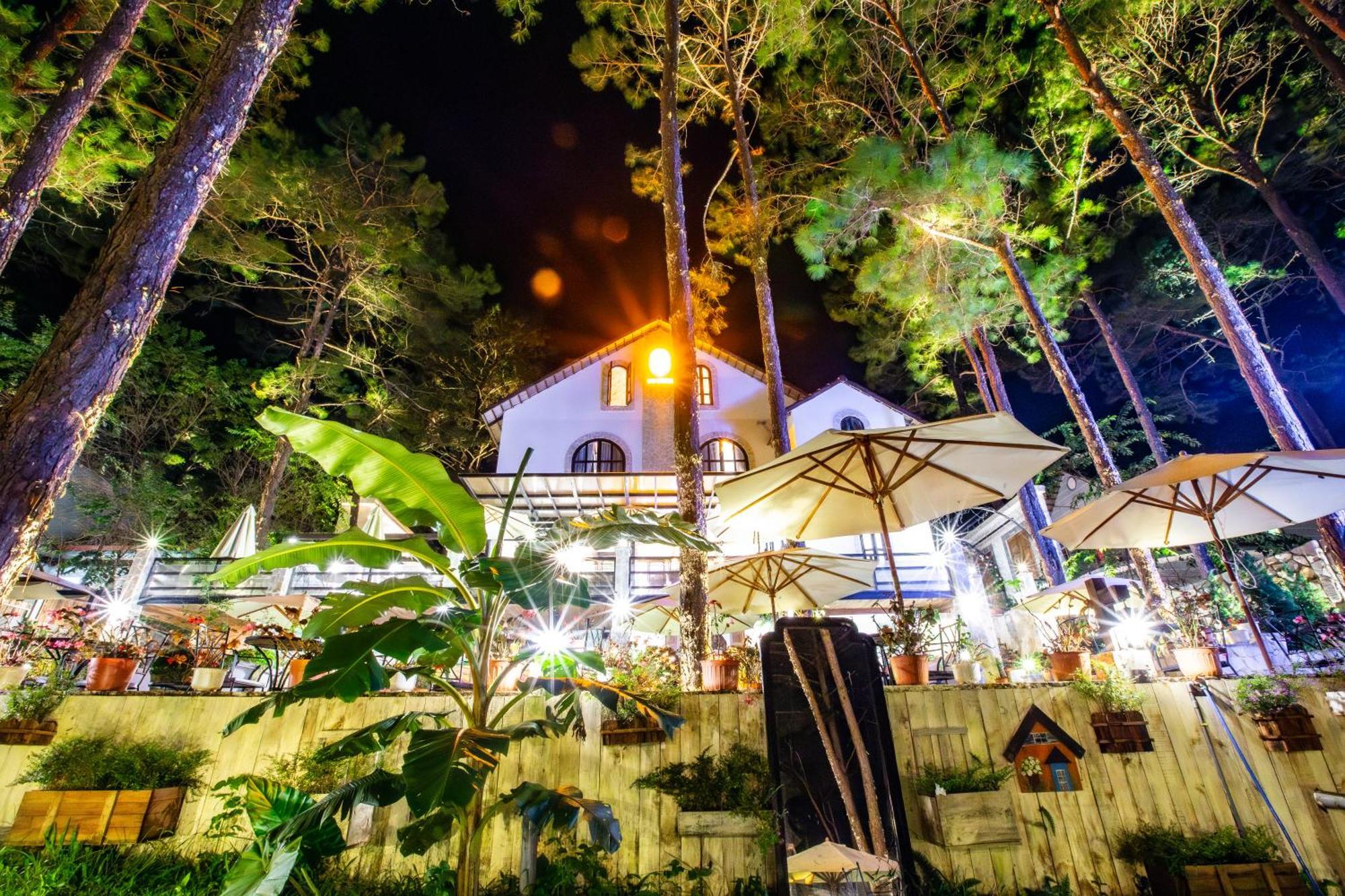De Vivre Homestay Mang Den Kon Von Kla Esterno foto